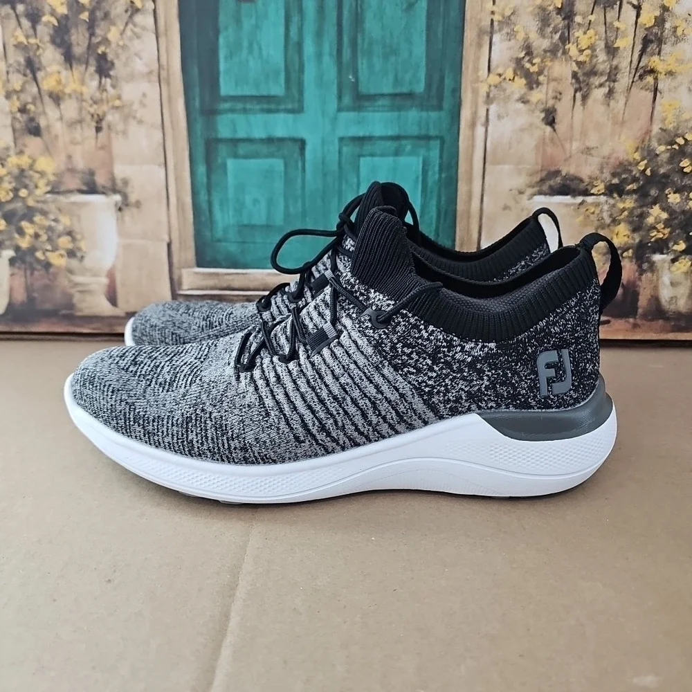 FootJoy Women's Flex XP Golf Shoe‎ 95336, Black Charcoal Grey, Size 8.5
